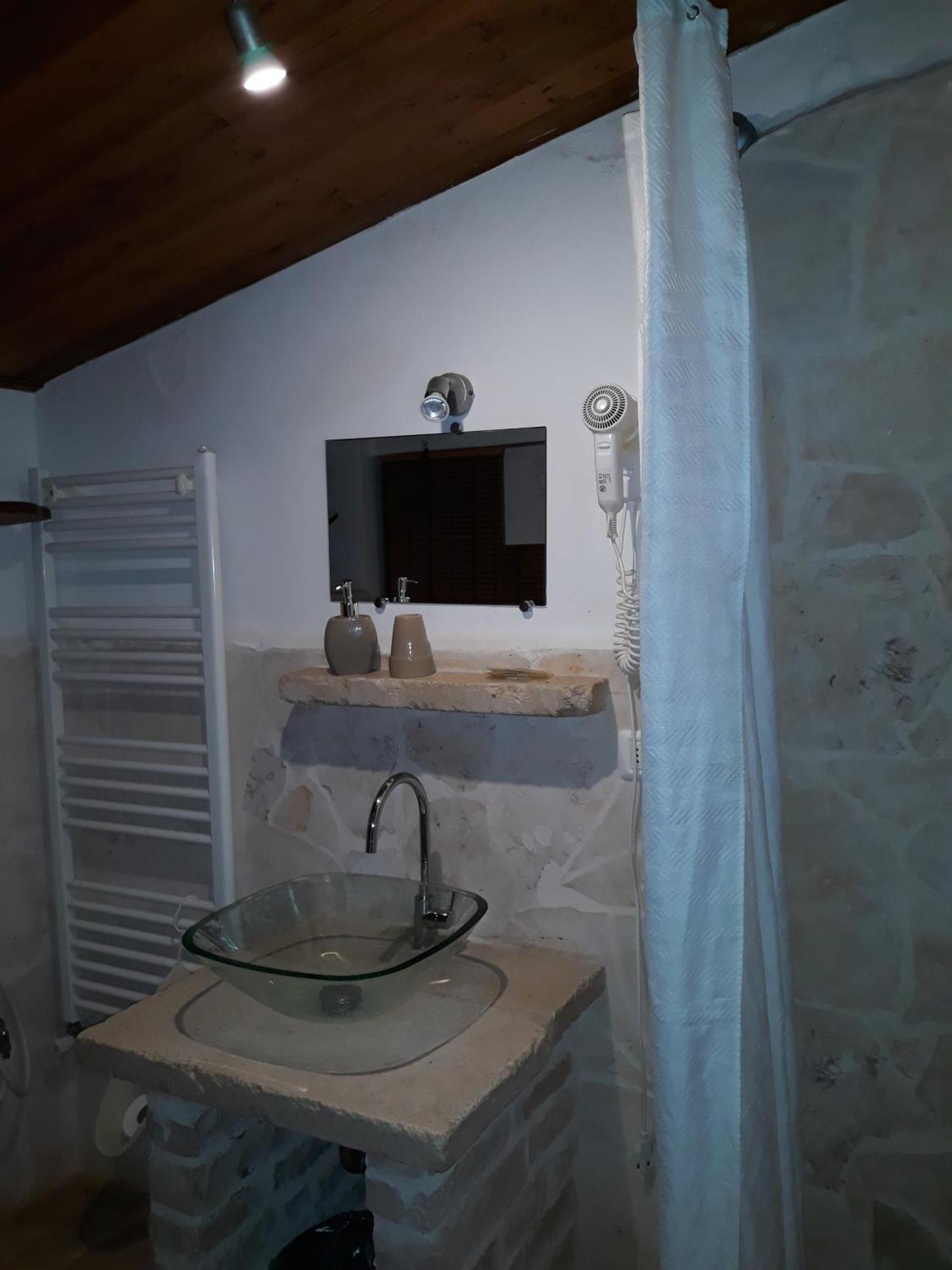 Fontana Vecchia B&B Кастеллана-Гротте Экстерьер фото